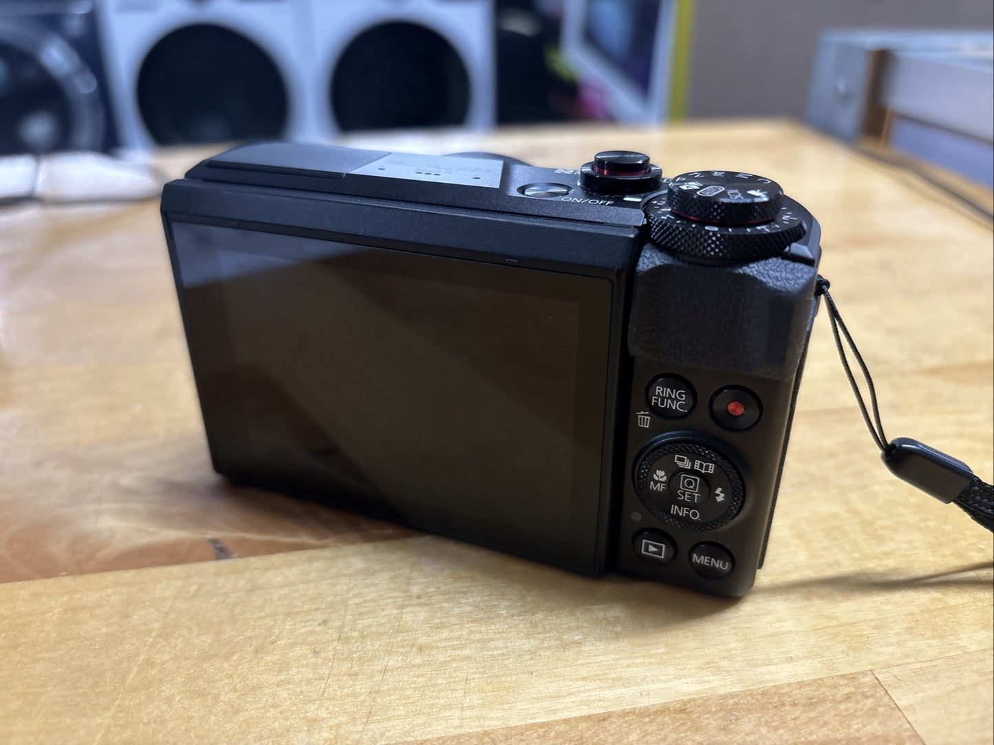 Canon PowerShot G7 X Mark II 20.1MP Compact Camera - Black NO Charger