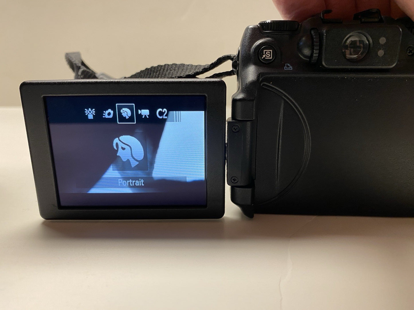 Canon PowerShot G12 Digital Compact Digital Camera Canon