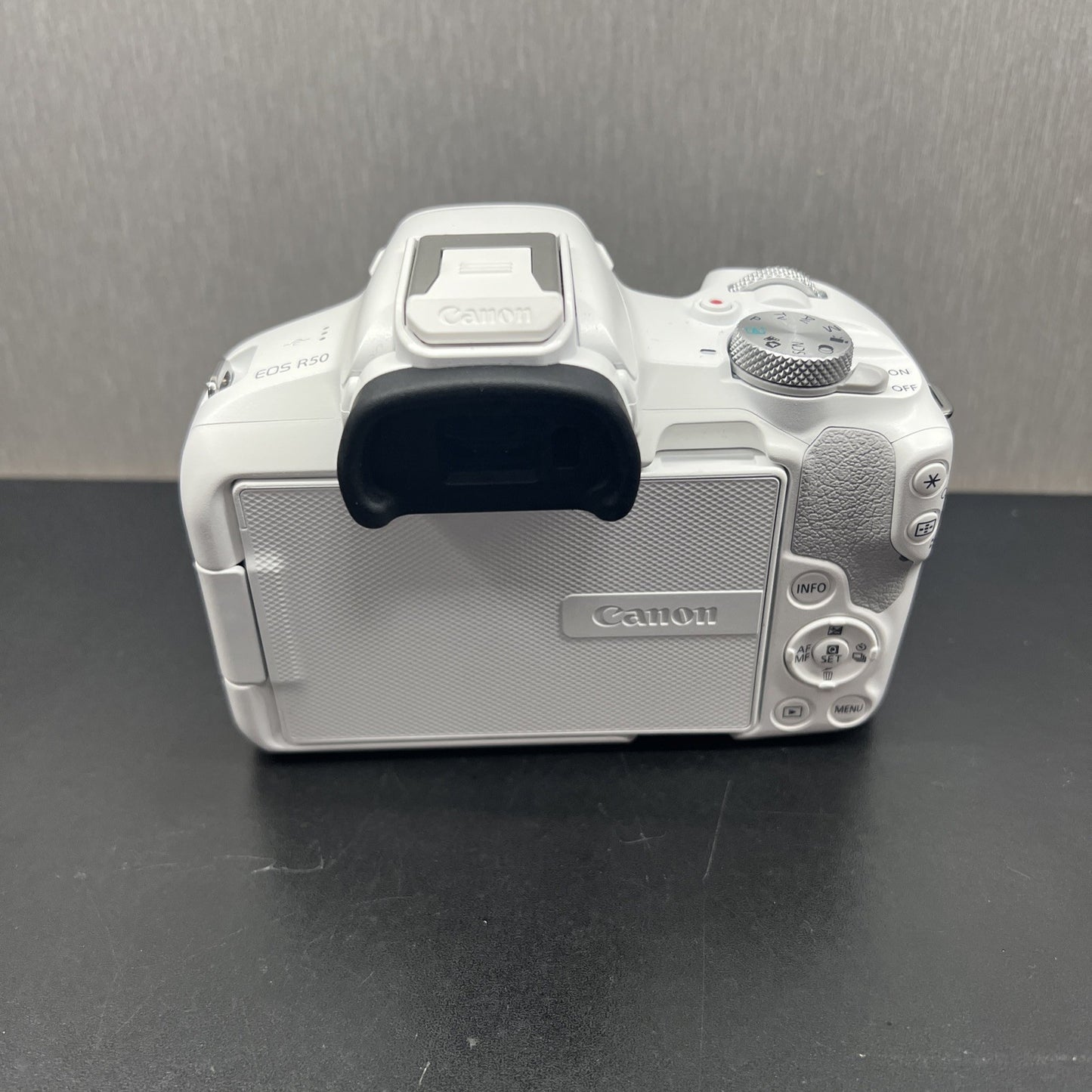 Canon EOS R50 Mirrorless Camera with RF-S 18-45mm f/4.5-6.3 IS STM Lens (Silver)