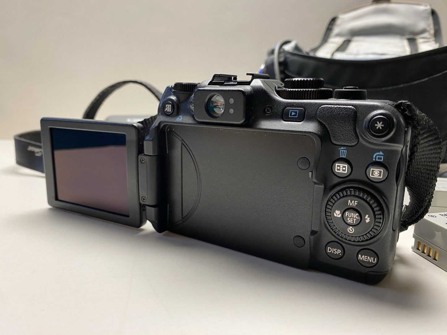 Canon PowerShot G12 Digital Compact Digital Camera Canon