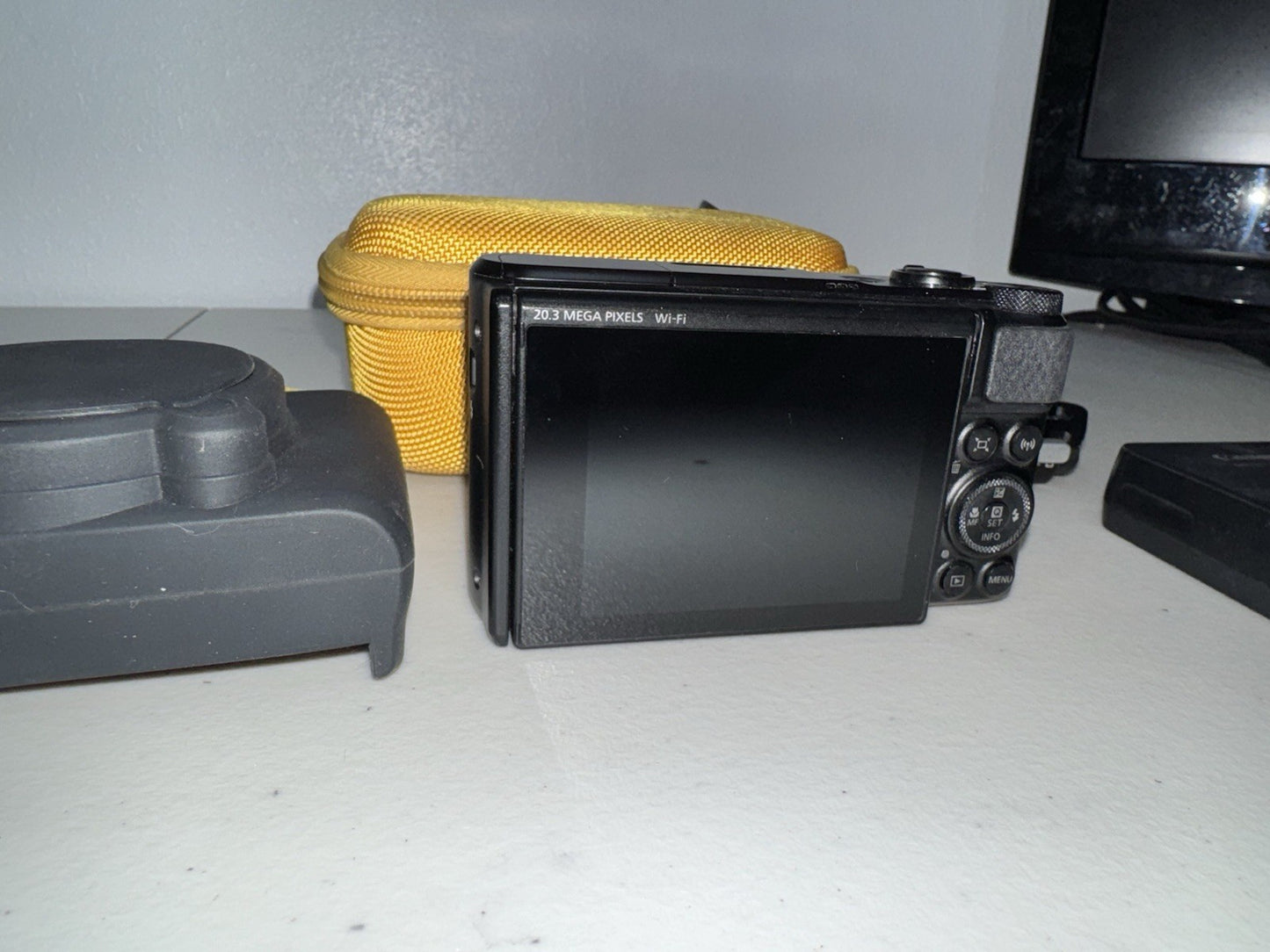 Canon PowerShot SX740 HS Wi-Fi 4K Digital Camera (Black) W/ Charger And Extras