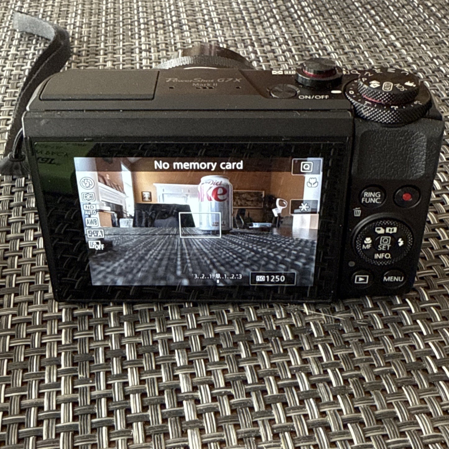 Canon PowerShot G7 X Mark II 20.1MP Compact Camera - Black Mint