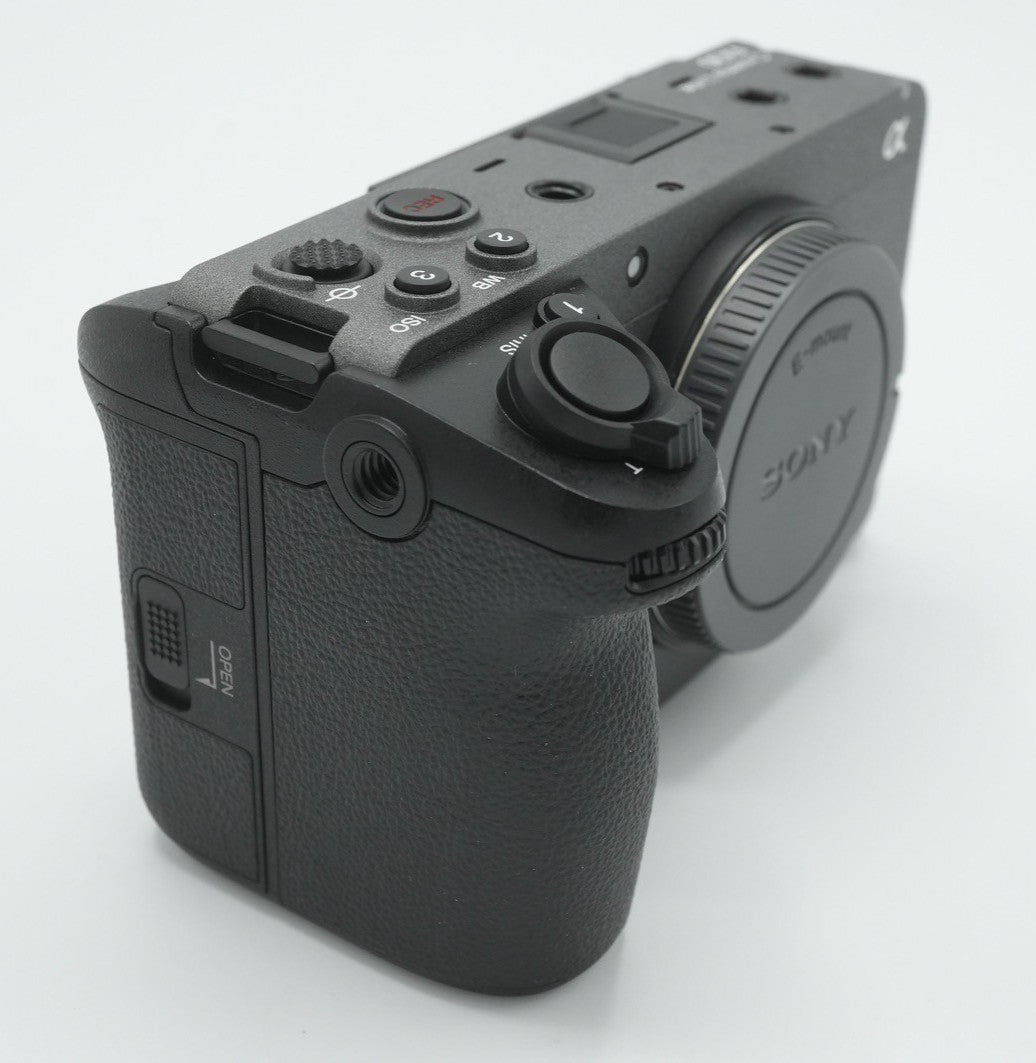 Sony Cinema Line FX30 Super 35 26.1MP APS-C 4K Camera - video