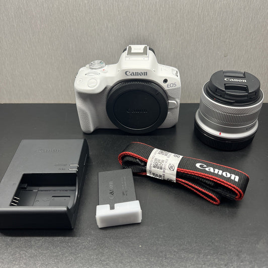 Canon EOS R50 Mirrorless Camera with RF-S 18-45mm f/4.5-6.3 IS STM Lens (Silver)